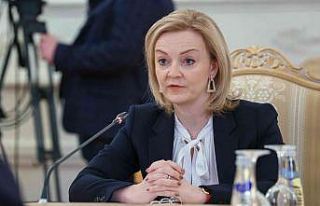 Lavrov: “Batılı meslektaşlarımız Zelenskiy’e...