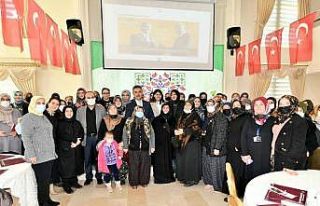 Mamak Belediye Başkanı Köse, ilçe sakinleriyle...