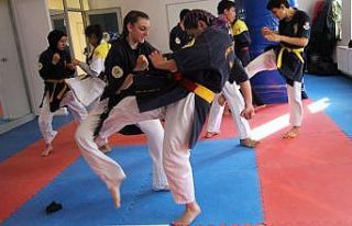 Mamak Belediyesi Sayokan Topluluğu sporcuları kıyasıya...