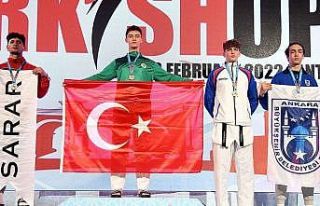 Mamaklı sporcular ‘Uluslararası Açık Tekvando...