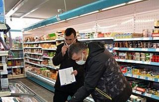 Marketlerde gıda denetimi yapıldı