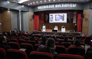 Melikgazi Belediyesi personeline güvenli sürüş...