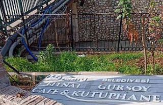 Mersin’de kafe kütüphaneye saldırı