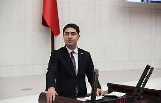 MHP’li Özdemir: “Tarih Türk Milleti’ne yeniden...