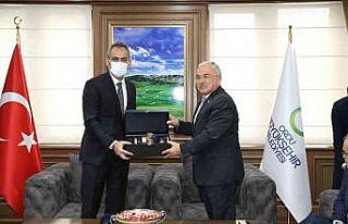 Milli Eğitim Bakanı Özer’den, Başkan Güler’e...