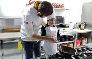 Minik aşçılar işbaşında