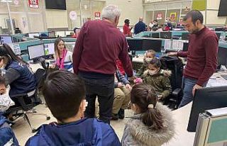 Minikler 112 Acil Çağrı Merkezini ziyaret etti