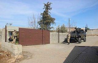 Miras kavgasında kız kardeşi ile eniştesini öldürdü
