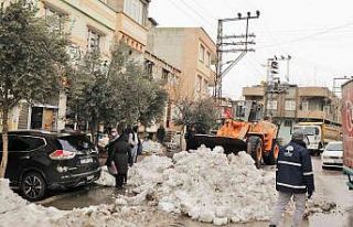 Muhtarlardan Fadıloğlu’na hizmet teşekkürü