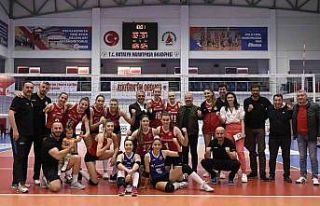 Muratpaşa, Sultanlar Ligi’ne göz kırpıyor