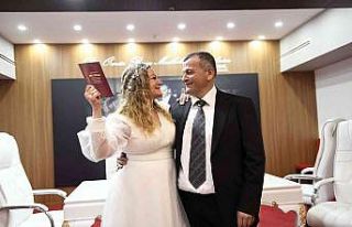 Muratpaşa’da nikahta 02.02.2022 yoğunluğu