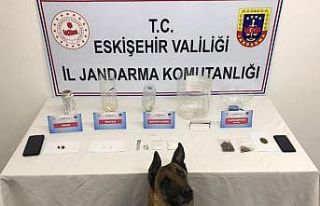 Narkotik köpek timiyle yapılan aramada çeşitli...