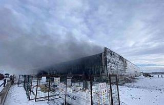 Niğde’de kablo fabrikasında yangın