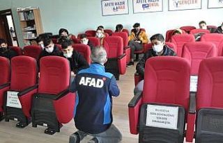 Öğrencilere farkındalık eğitimi