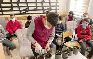 Öğrencilere uygulamalı salep eğitimi