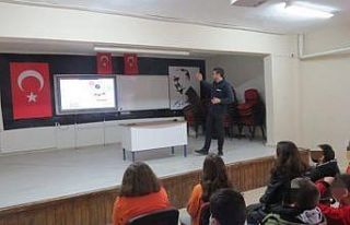 Okullarda siber suçlarla mücadele semineri verildi