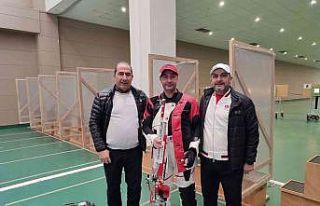 Ömer Akgün’den şampiyonluklara ambargo