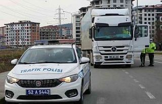 Ordu’da tır sürücülerine denetim
