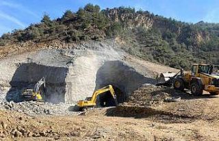 Osmaneli-Yenişehir-Bursa-Bandırma YHT hattı çalışmaları...