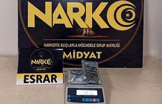 Oto yıkama görünümlü iş yerinde uyuşturucu...