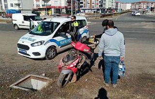 Otomobil ile çarpışan 73 yaşındaki ehliyetsiz...