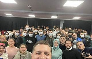 (Özel) Gençler Yücel Hocalarıyla buluştu