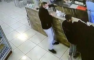 (Özel) Önce sipariş verdi, sonra herkesin içinde...