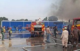 Pakistan’da ayakkabı fabrikasında yangın: 15...