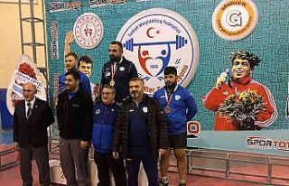 Pamukkaleli halterci Türkiye 3. oldu