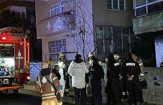 Pendik’te 4 katlı binada yangın: 1 ölü