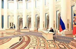 Rusya Devlet Başkanı Putin, Donetsk ve Luhansk’ın...