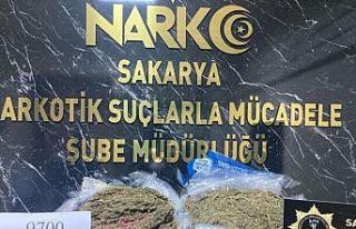 Sakarya’da 10 kilo uyuşturucu ele geçirildi: 10...