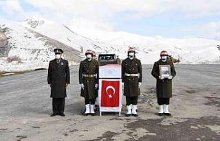 Şehit askerin cenazesi memleketine uğurlandı