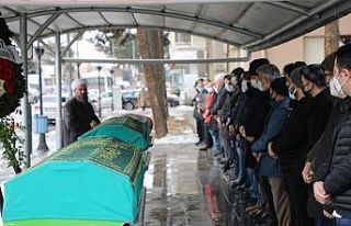 Şehit babası son yolculuğuna uğurlandı