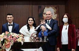 Sevgi Eli’nden genç çifte 14 Şubat sürprizi