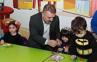Sincan Belediye Başkanı Murat Ercan’dan çocuklara...