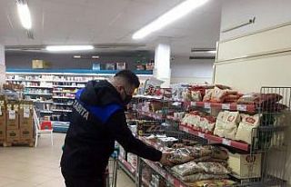 Sinop’ta zabıtadan temel gıda denetimi