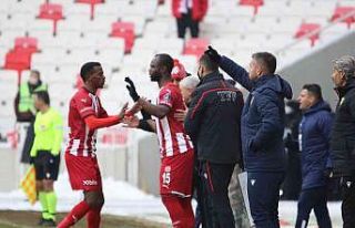 Sivasspor’da Moussa Konate ilk resmi maçına çıktı