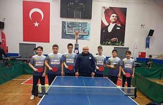 Söke Belediyespor Masa Tenisi’nde iki takımla...