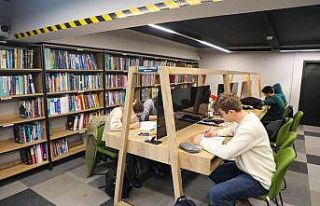 Talas’ın kütüphanelerine ara tatilde de yoğun...