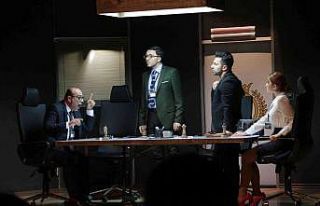 Tatvan’da ‘Bay Z’ tiyatro oyunu sahnelendi