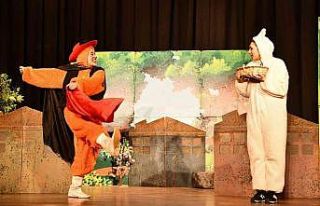 Tepebaşı’ndan çocuklara tiyatro oyunu