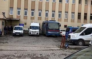 Teröristlere saygı duruşunda bulunan DBP il başkanı...