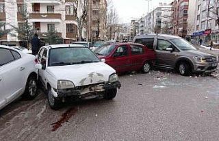 Tokat’ta buzlanma zincirleme kazaya neden oldu