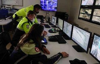 Trafik denetimleri kameralardan yapılıyor