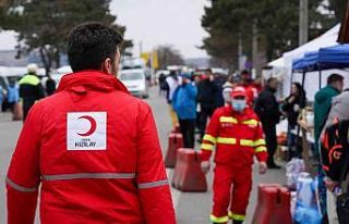 Türk Kızılay öncü ekipleri Ukrayna’nın güneybatı...