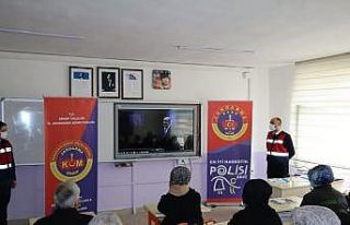 Türkeli’de “En İyi Narkotik Polisi Anne” eğitimi