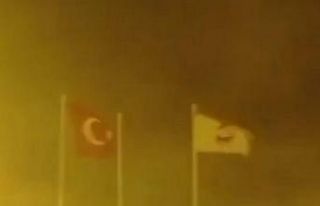 Uludağ’da gece başlayan kar fırtınası kameralara...