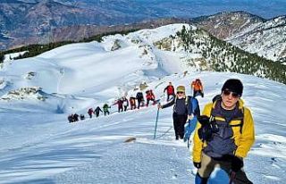 Uludaz Dağı’na zirve tırmanışı