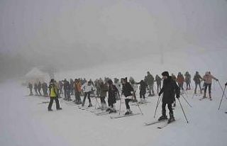 Üniversite öğrencileri, Murat Dağı Termal Kayak...